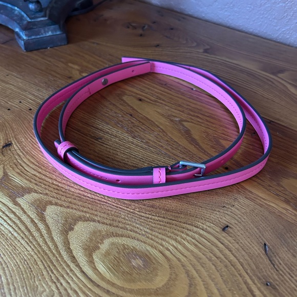 Tory Burch Small Ella Bio Tote large logo hidden pocket w/dust bag and strap - Picture 14 of 16